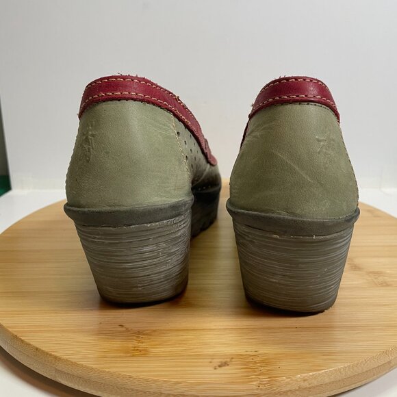 Fly London Women 40 Yika Green Perforated Leather Wedge Heels Closed Toe Comfort - Picture 4 of 9
